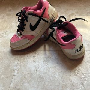 Nike women’s size 6